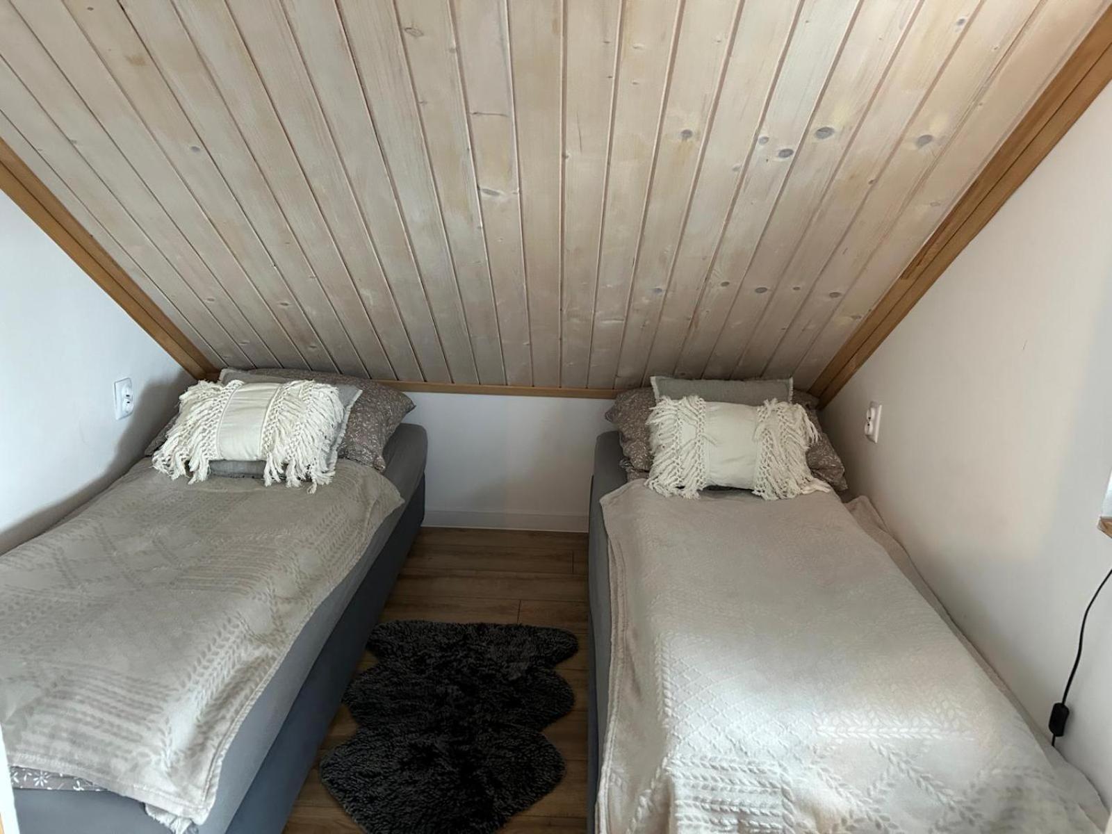 Poloninka Hotel Ustrzyki Górne Екстериор снимка